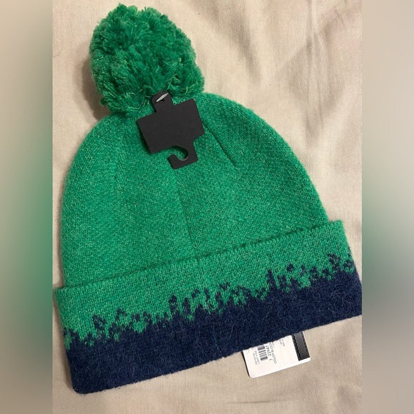 NWT Coach Ombré Pom Pom Beanie - Picture 2 of 5